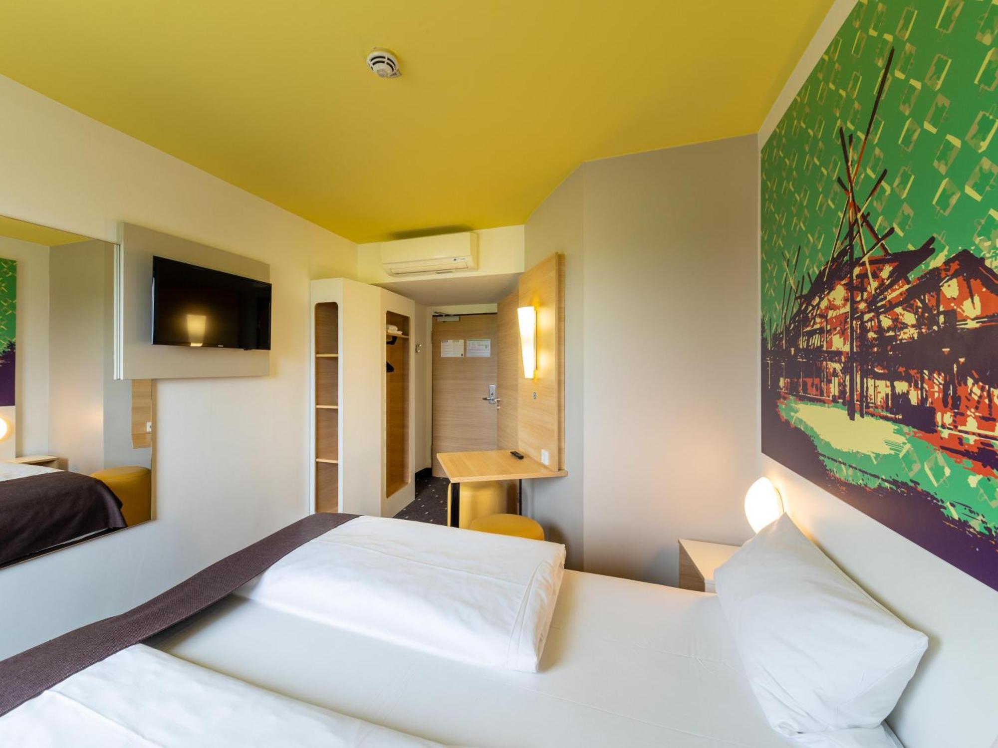 B&B Hotel Oberhausen Am Centro Exterior photo